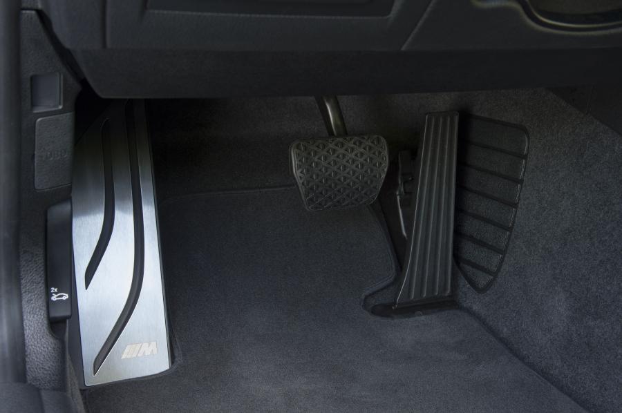  BMW M135i 3-Door 2012 года  (фото 22 из 183)